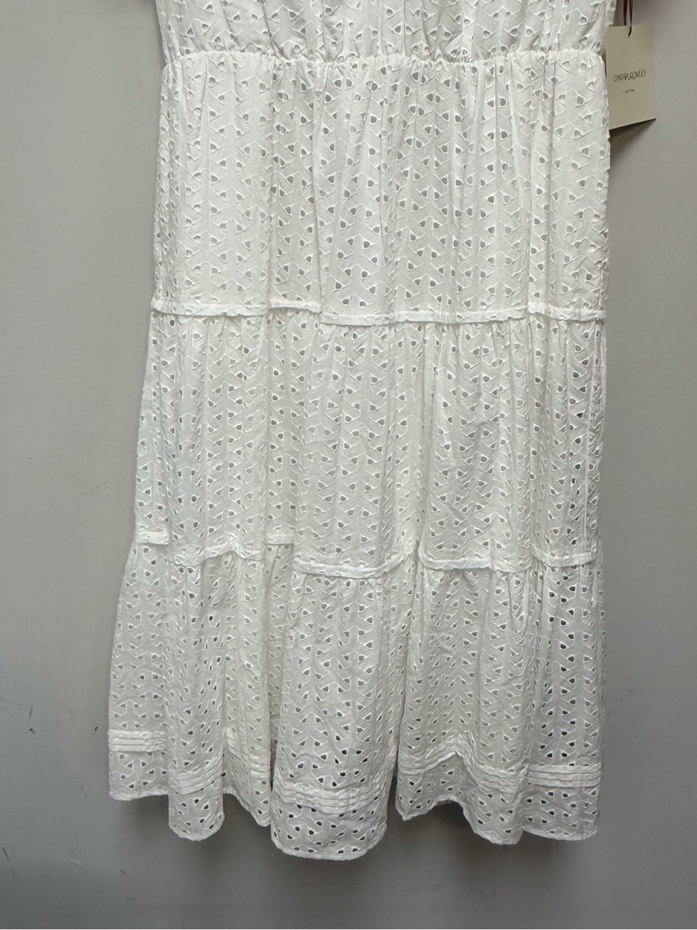 Cynthia Rowley White Eyelet Tiered V-Neck Maxi Dress - Picture 3 of 7